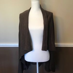 Brand new! Sleeveless Adrianna Papell cardigan